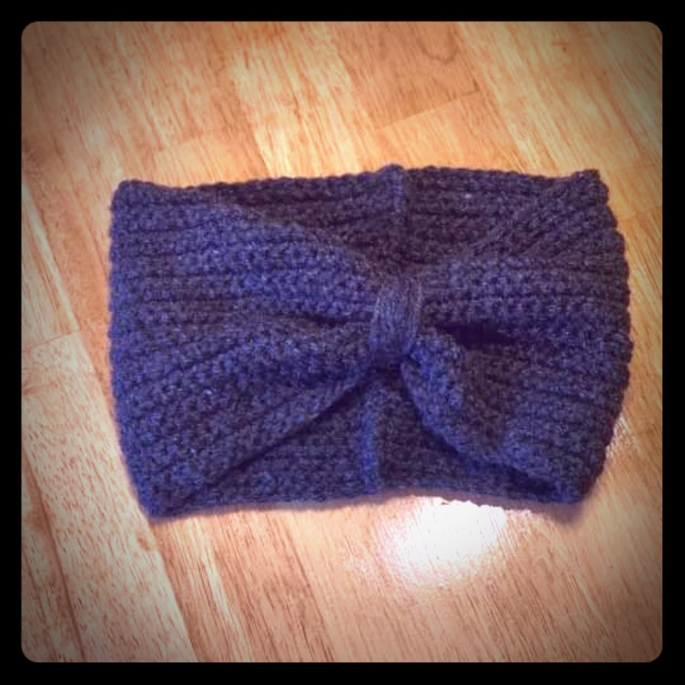 Women's ear warmer headband